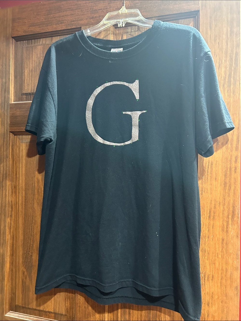 Black Womens T‑Shirt with Silver 'G' Graphic